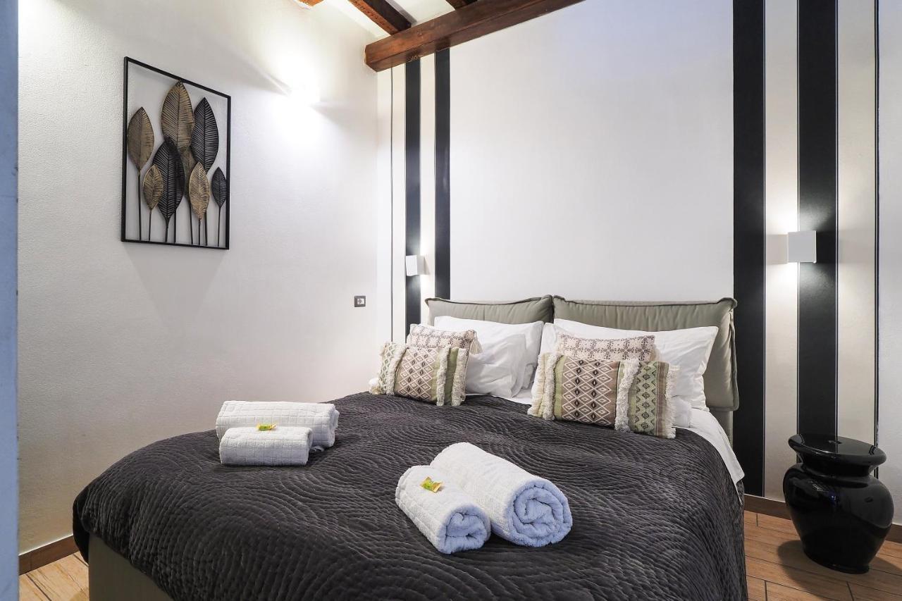 Apartamento Centro Storico, Darsena E Duomo - Corso Genova - Italy Flat Vacation Milán Exterior foto